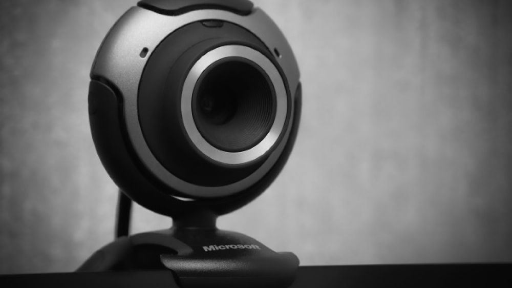 Les &eacute;tudiants pourront directement &eacute;changer avec leurs examinateurs par webcam.