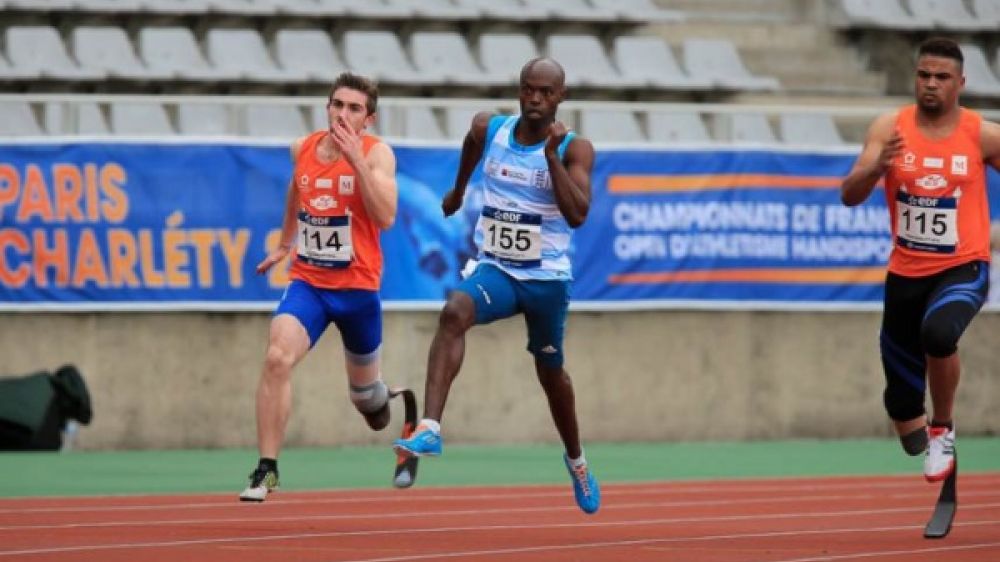 Clavel Kayitare Champion de France 200m
