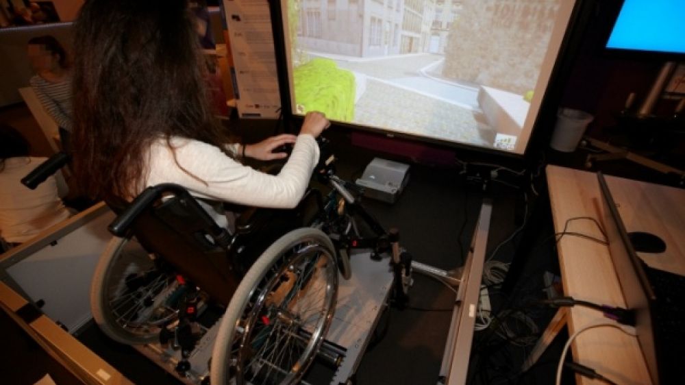 La R&eacute;alit&eacute; Virtuelle au service du handicap