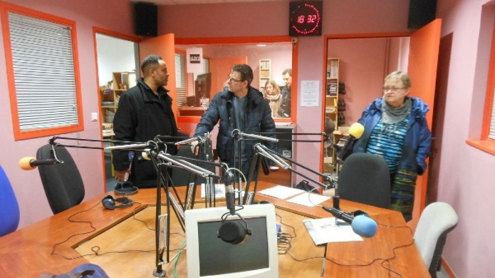 Dans les studios de Fréquence Sillé, le 16 novembre