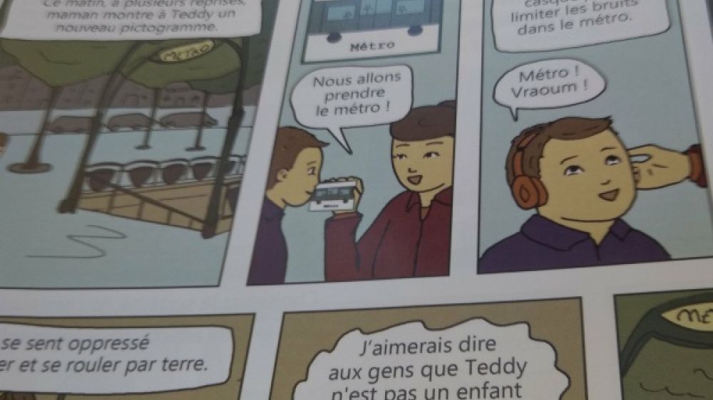 Teddy prend le métro pour la première fois.