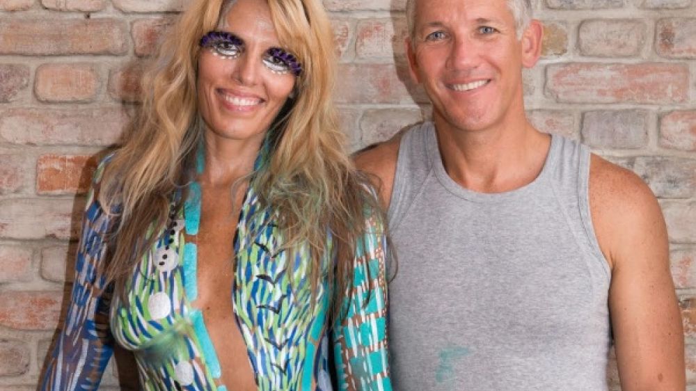 Monty Knowles accompagné de son modèle, Janeen