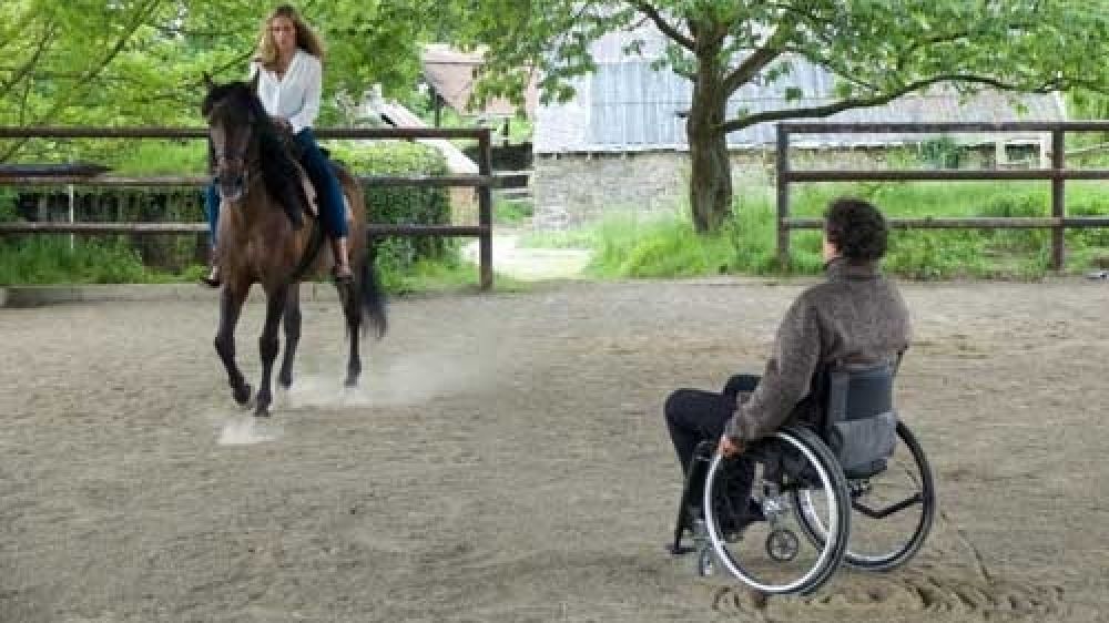 "En équilibre", le combat d'une personne handicapée contre sa compagnie d'assurance.