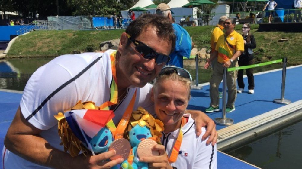 Perle Bouge et Stéphane Tardieu en bronze, quatre ans après l'argent à Londres (@CPSF)