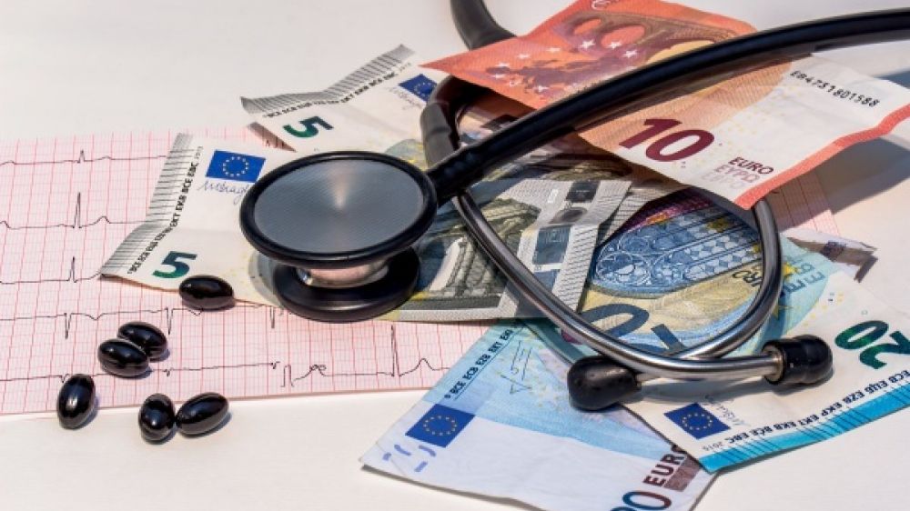 Le gouvernement prévoit 200 millions d'euros de moins dans les dotations publiques aux EHPAD