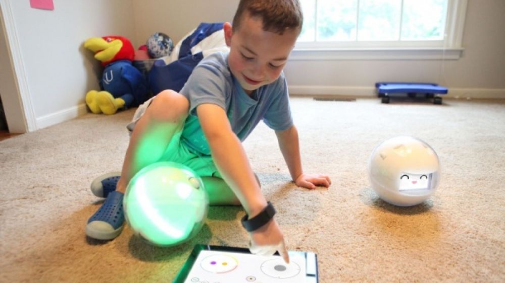 Leka, un robot qui peut se piloter grâce à une application - Photo : Ladislas de Toldi