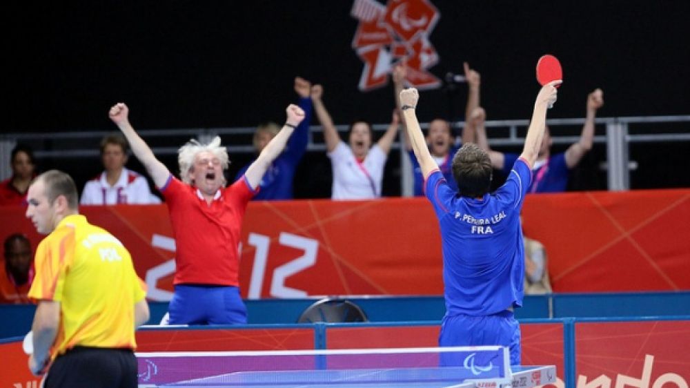 Pascal Pereira-Leal exulte apr&egrave;s sa victoire pour la m&eacute;daille de bronze