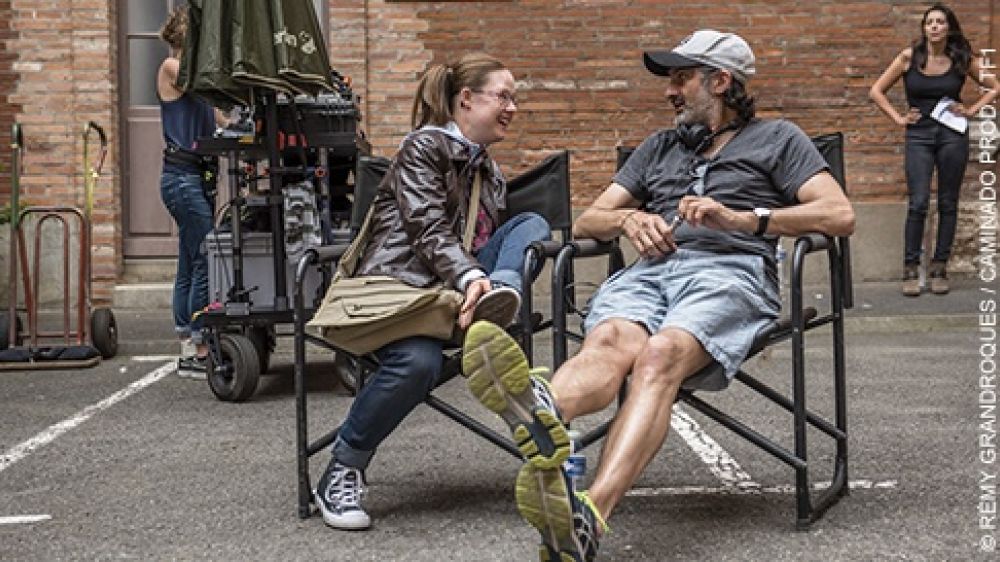 Tous les m&eacute;dias sont enthousiastes pour le t&eacute;l&eacute;film de TF1 avec une h&eacute;ro&iuml;ne trisomique. (Photo R&eacute;my Grandroques TF1 prod)